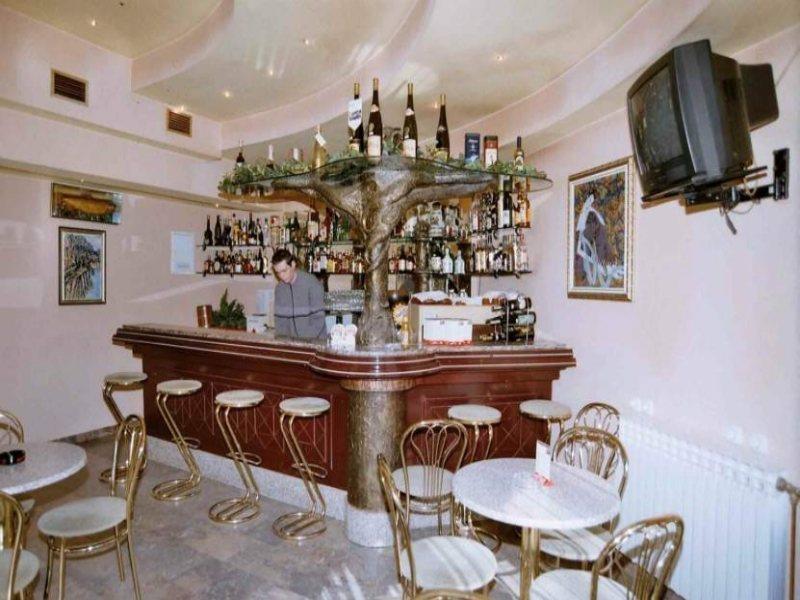 Ada S Hotel Bihać Extérieur photo